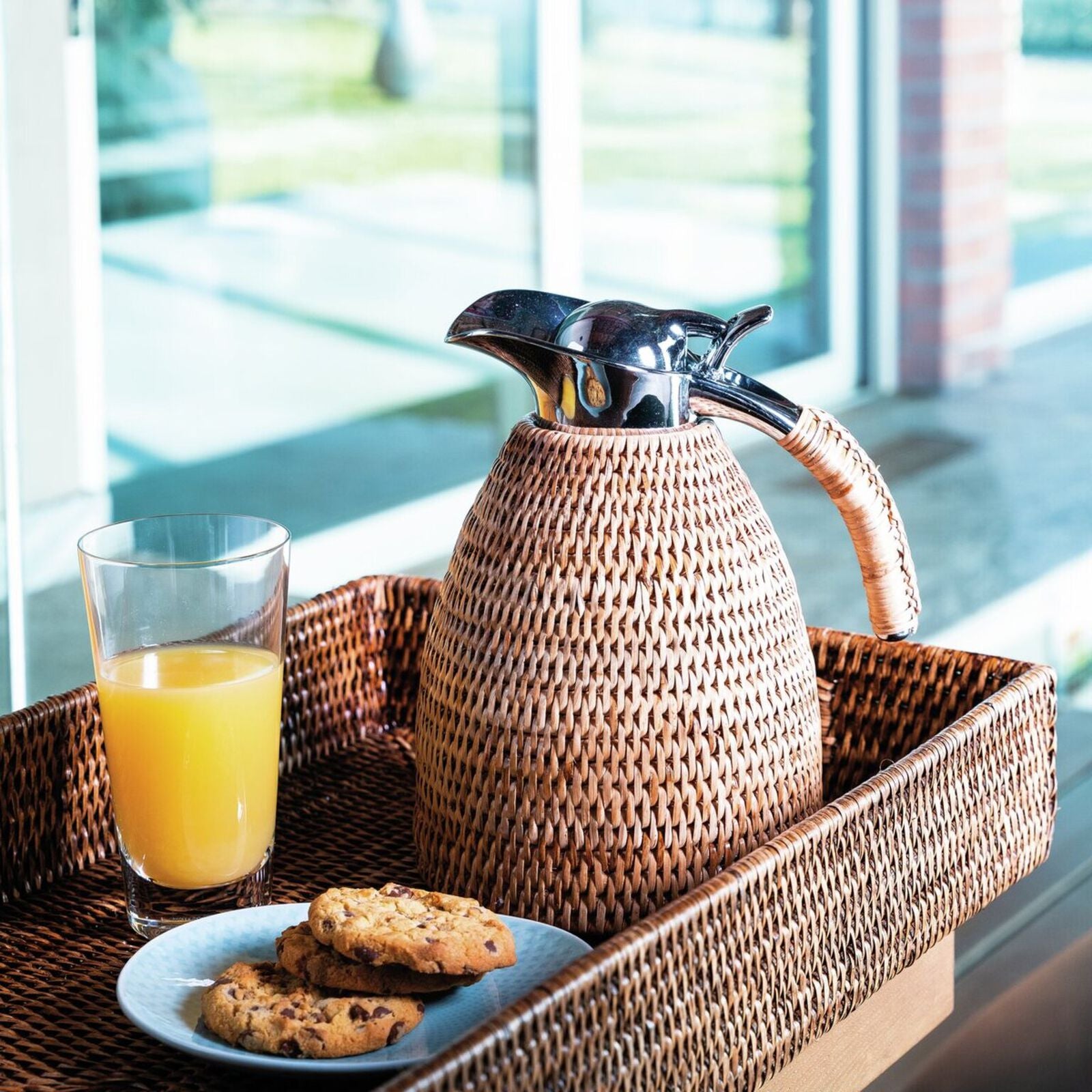 Garrafa Termica em Rattan 1Lt 23x15cm