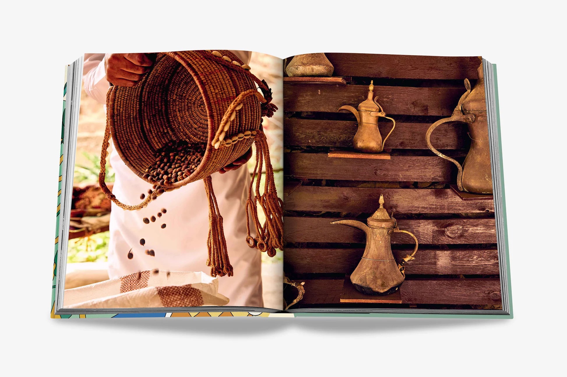 Livro Saudi Coffee: The Culture of Hospitality