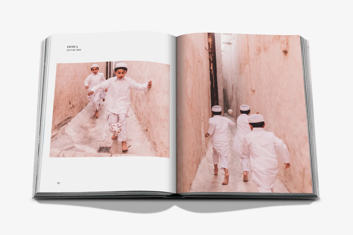 Livro Football Roots: The Spirit of the Game